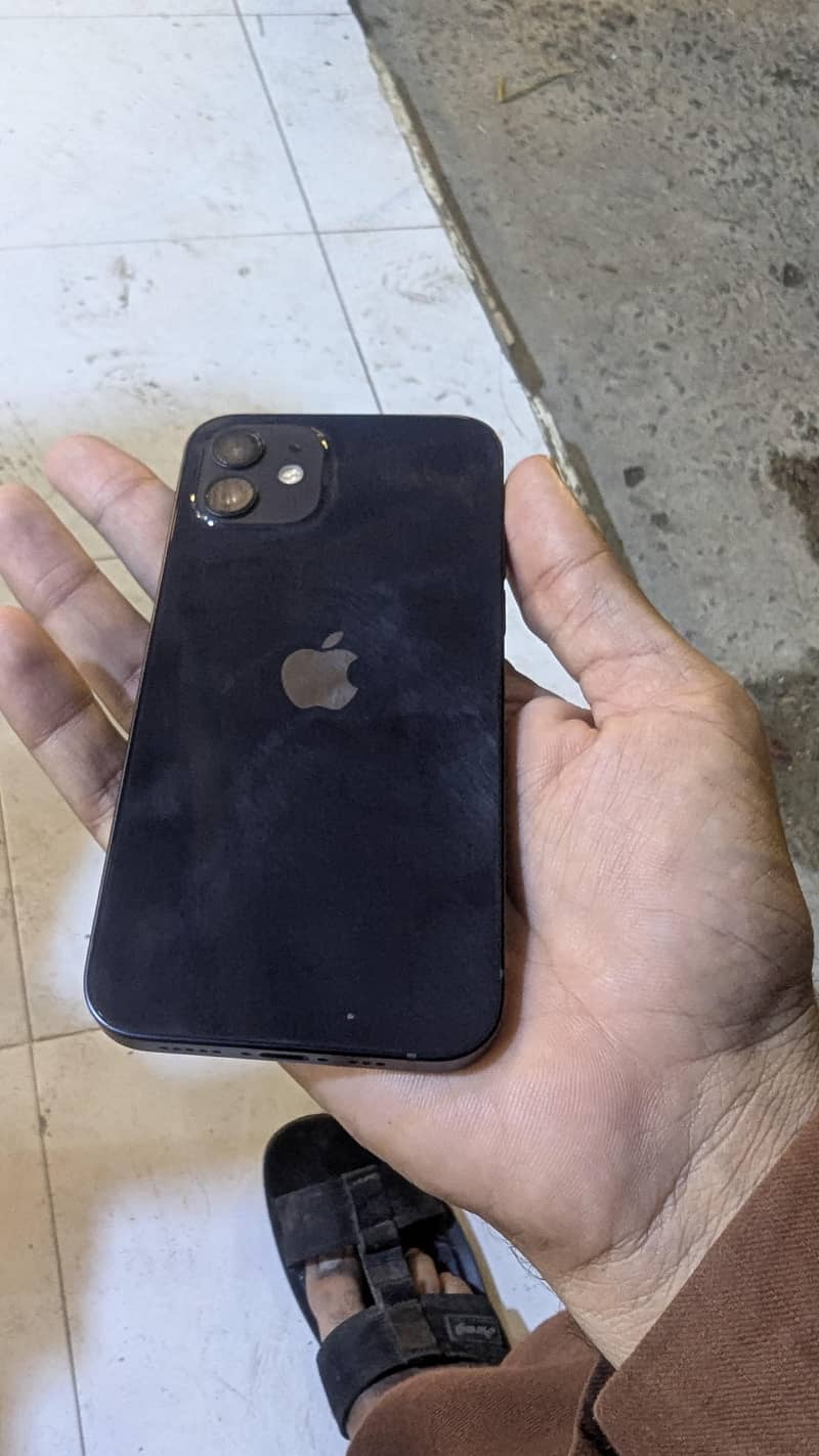 Apple iPhone 12 0