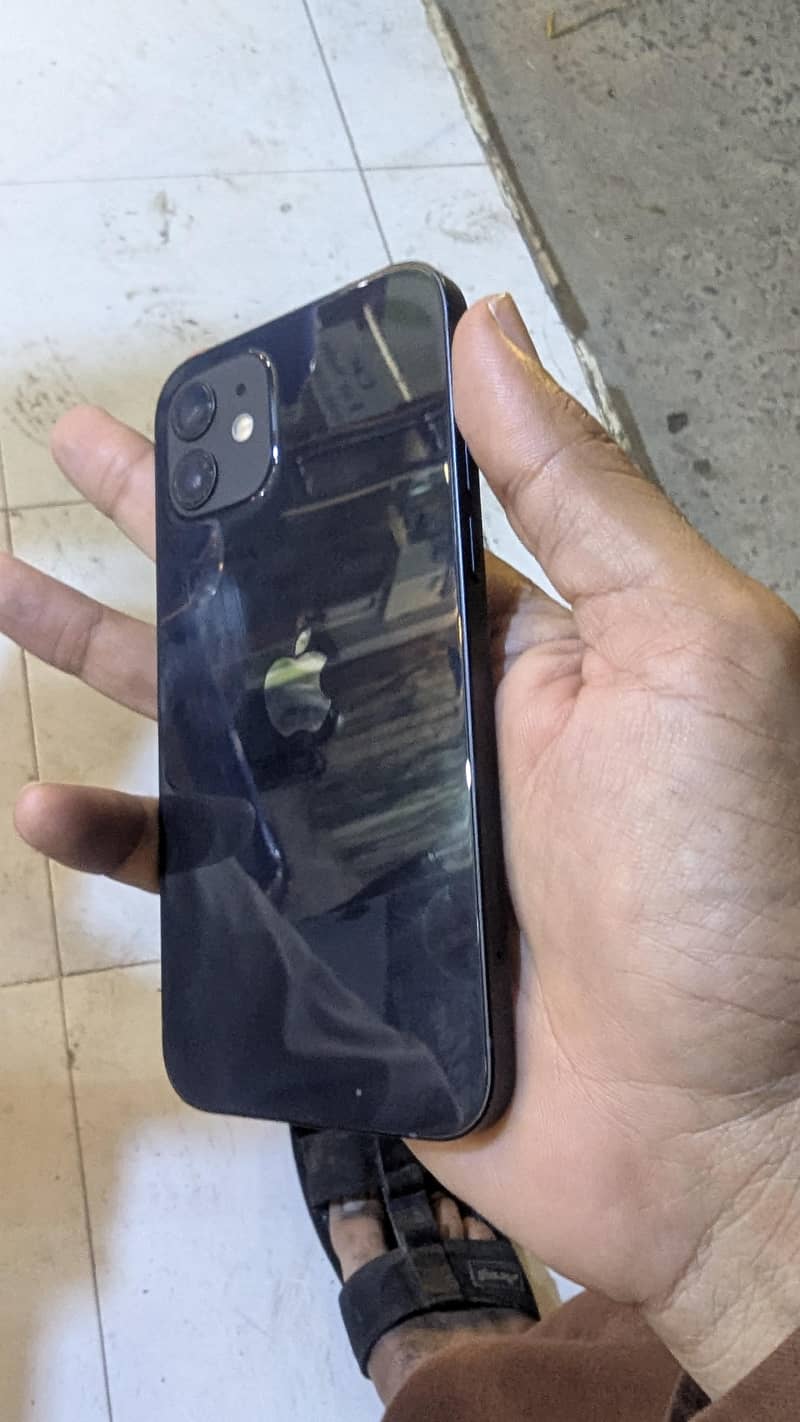 Apple iPhone 12 2