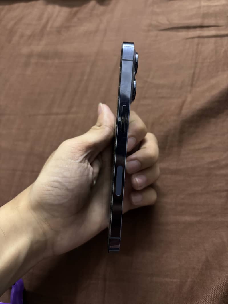 Apple iPhone 13 Pro 3