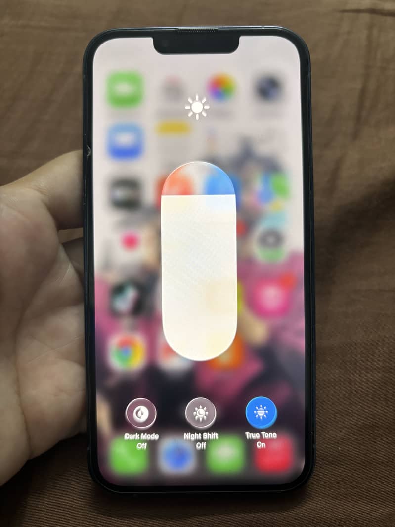 Apple iPhone 13 Pro 4