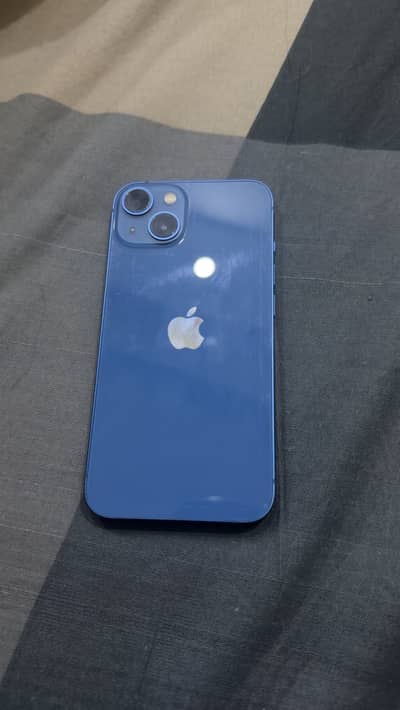 Apple iPhone 13