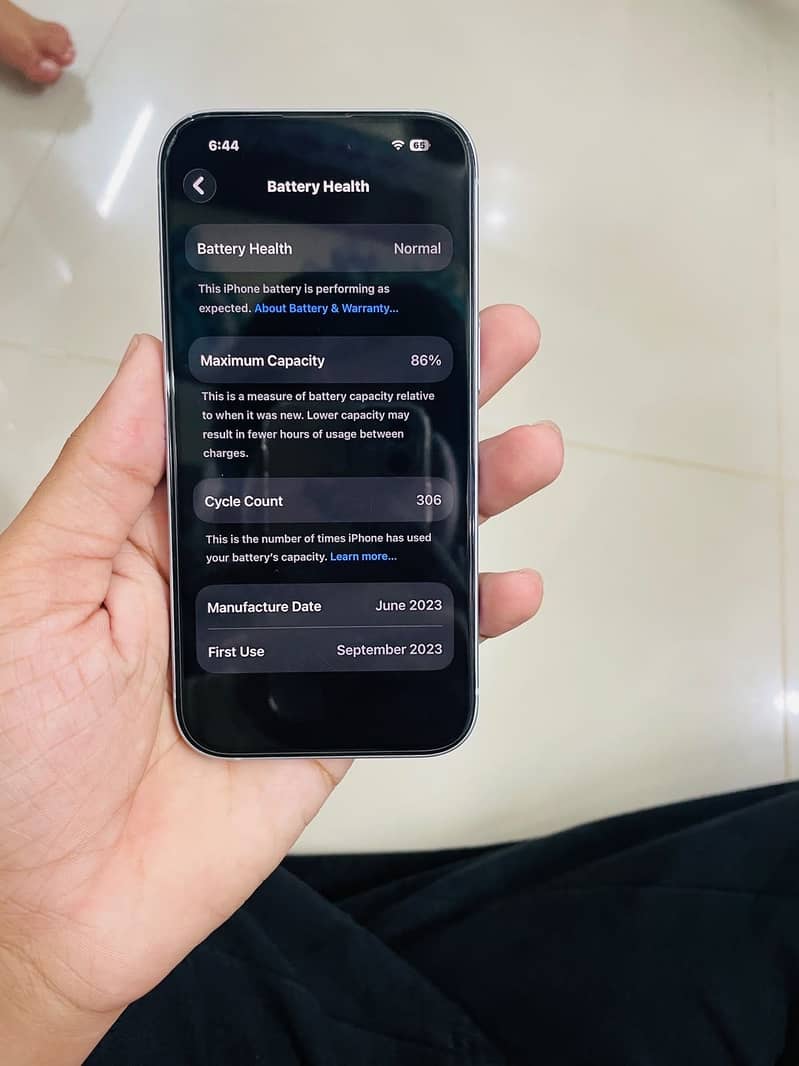 Apple iPhone 15 5