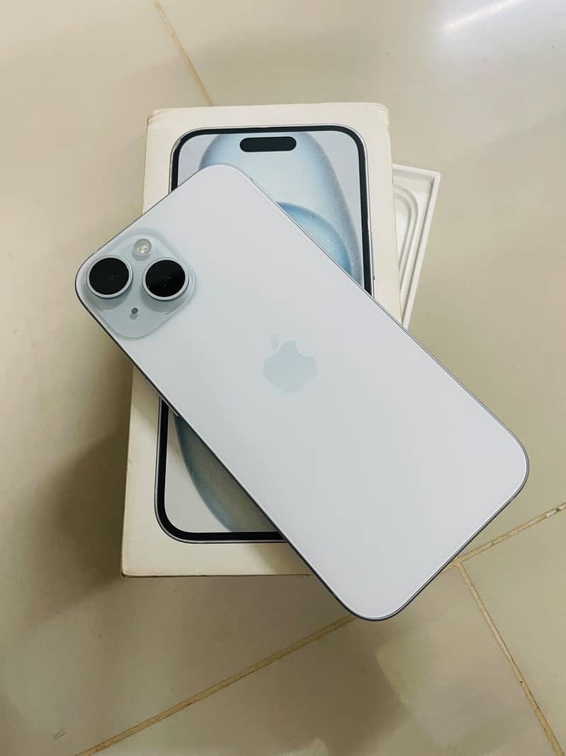 Apple iPhone 15 8