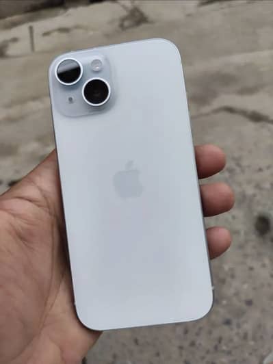 Apple iPhone 15