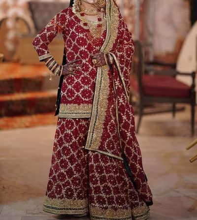 1time used weeding dress