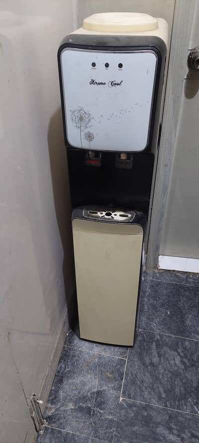 Xtreme cool company water dispenser