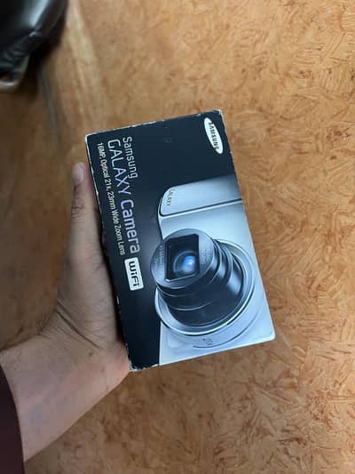 Samsung galaxy camera android with box