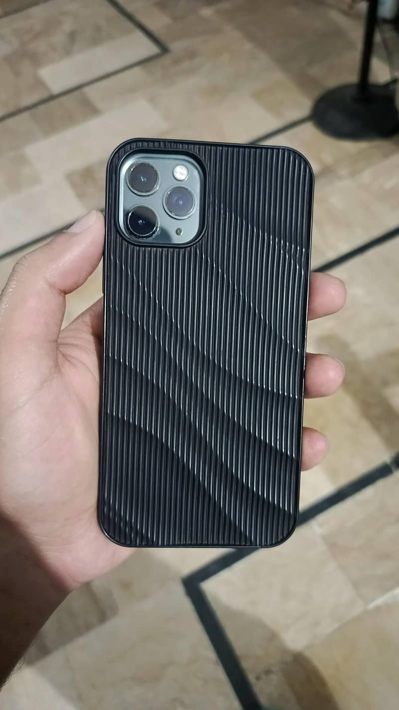 Apple iPhone 11 Pro 0