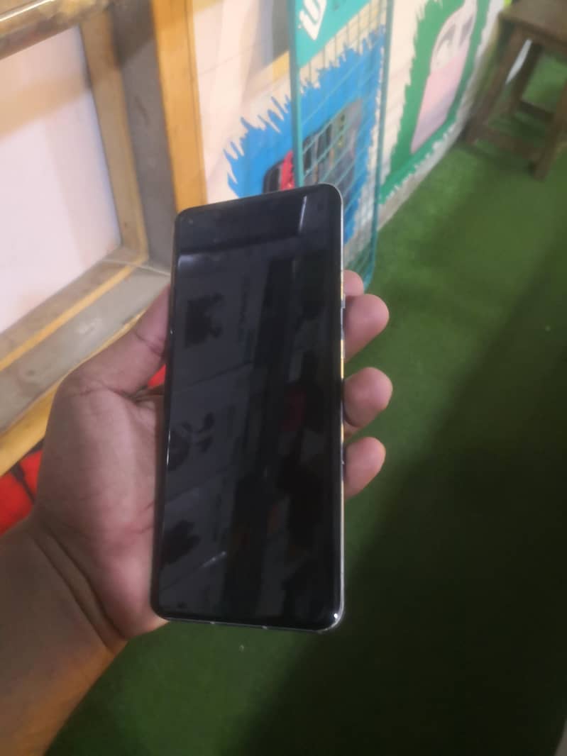One Plus 9 Pro 3