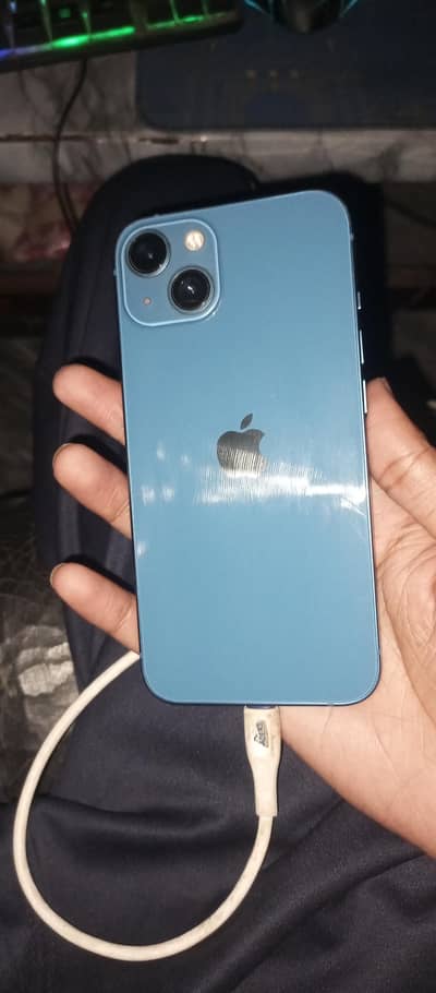 Apple iPhone 13