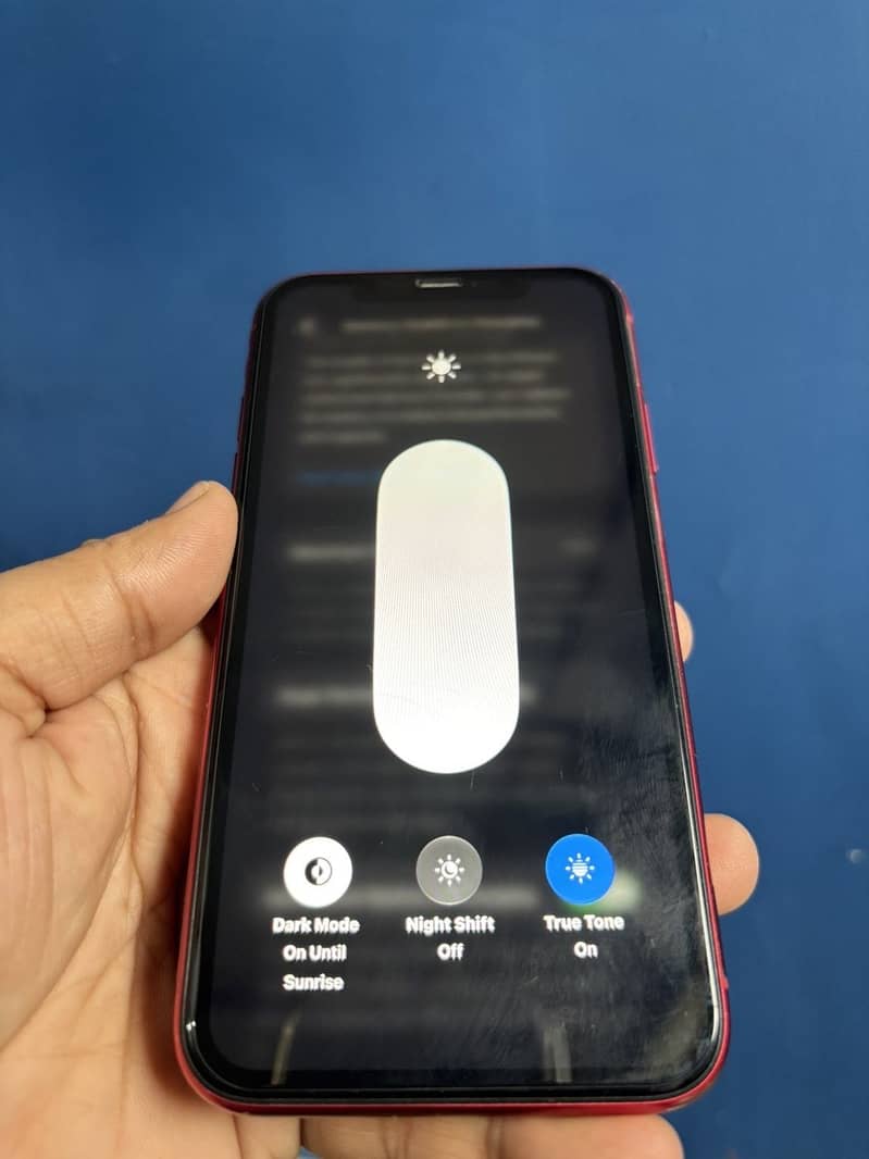 Iphone 11 with box 0