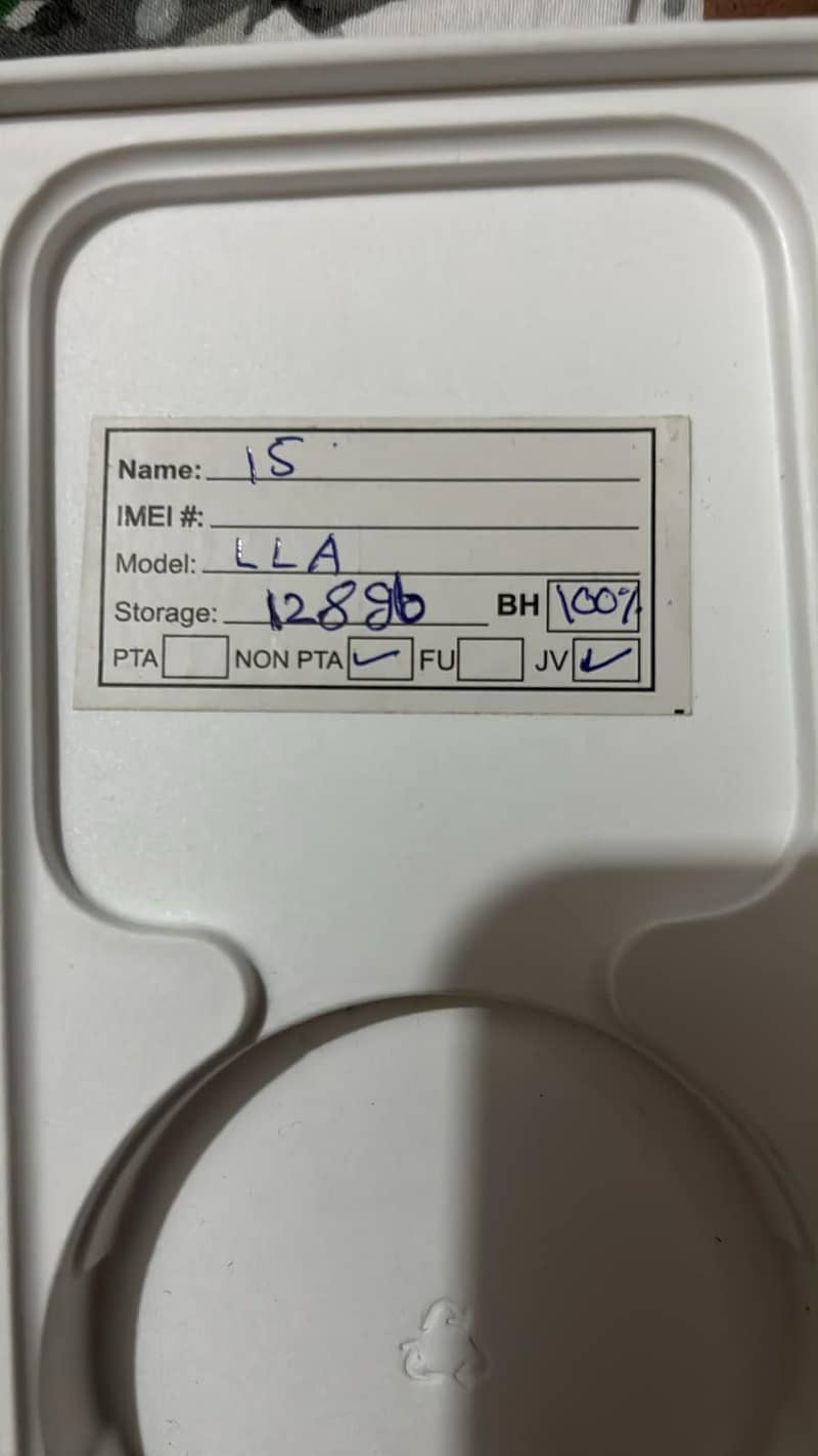 Apple iPhone 15 2