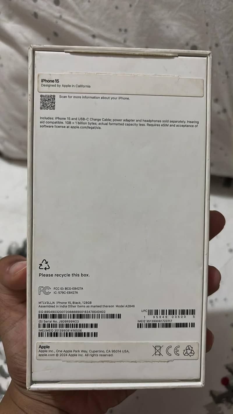 Apple iPhone 15 3