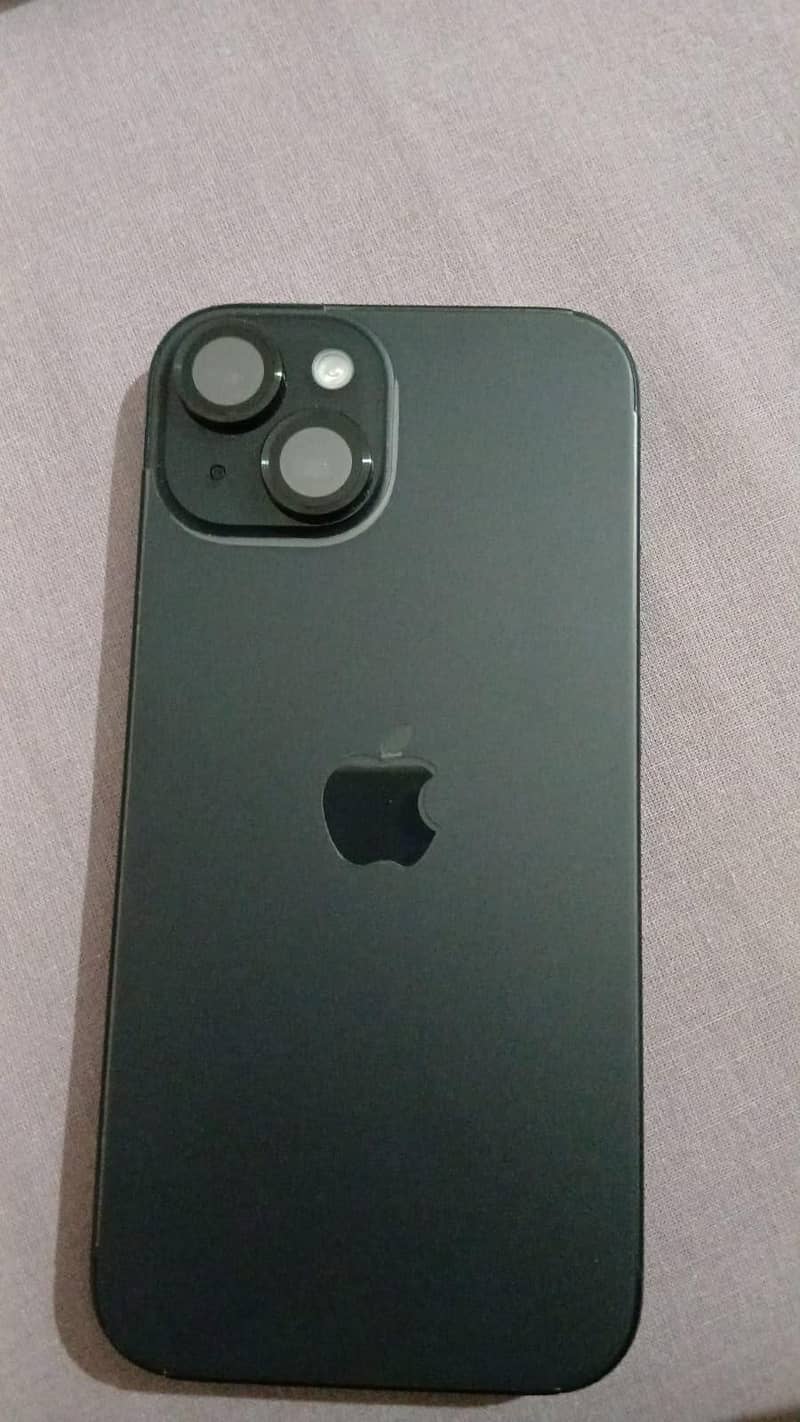 Apple iPhone 15 4