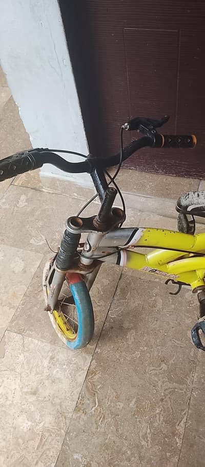 Kids cycle for  4 to 8 years kids