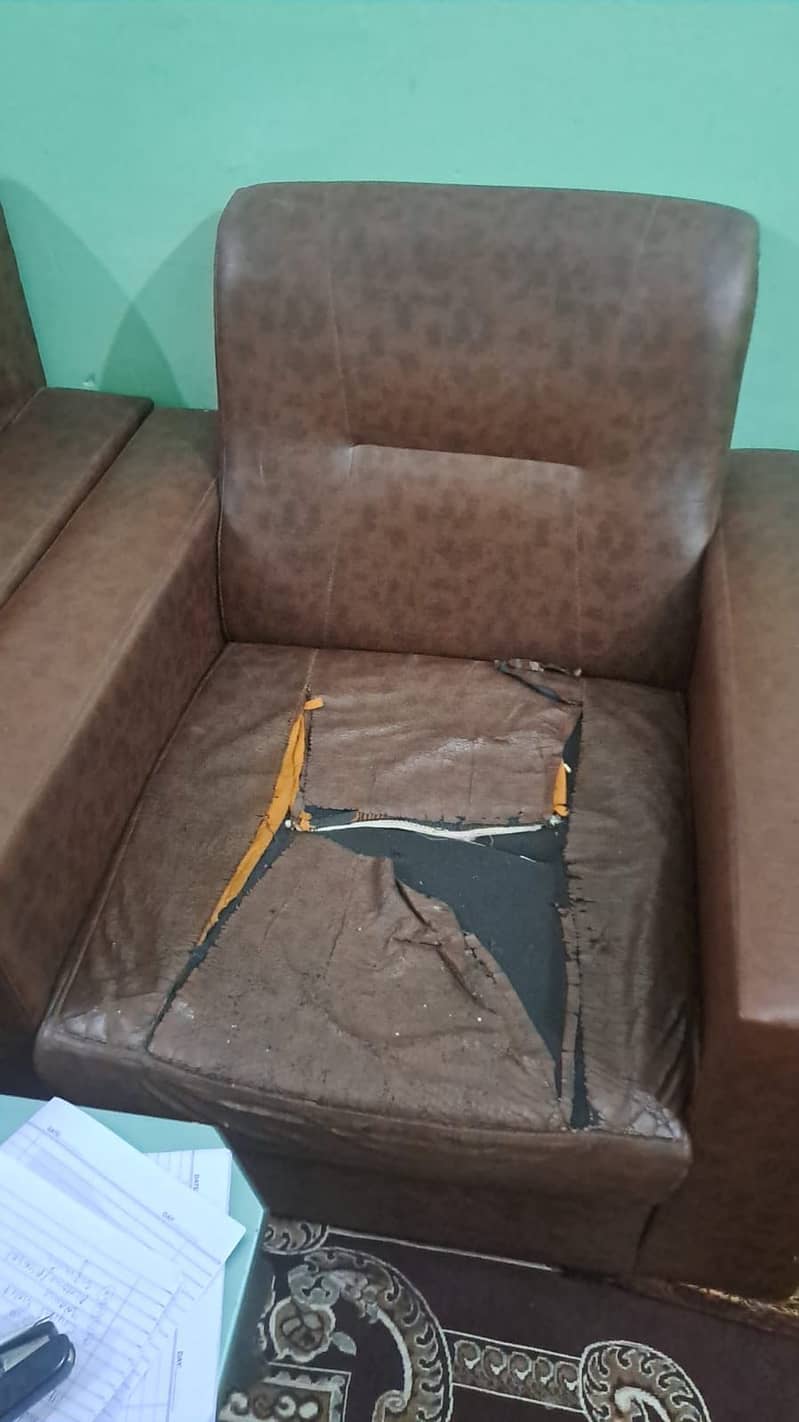 Rakcein sofas 1