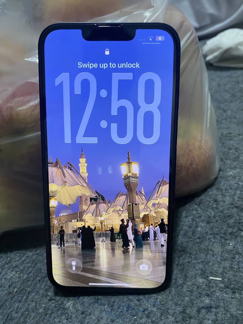 Apple iPhone 13 1