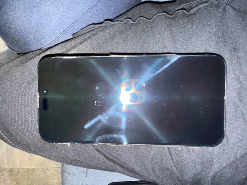Apple iPhone 15 Pro Max 5