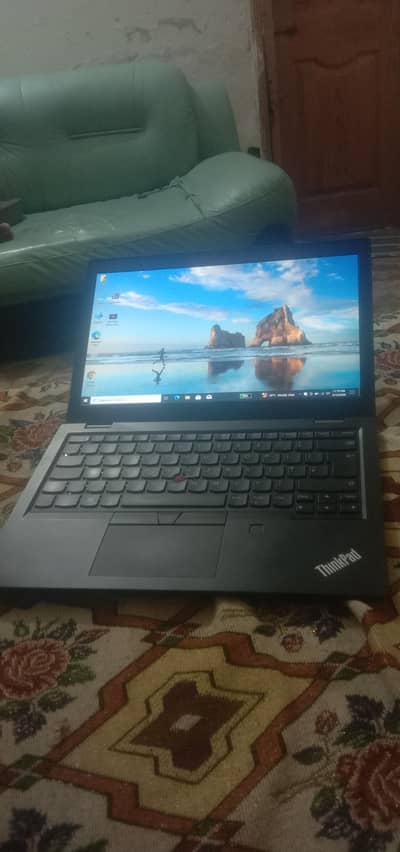 Lenovo laptop Thinkpad cori 5 8th Generation