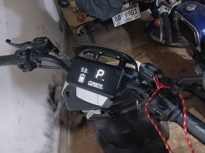 united bike like new km 2700 watsap no 0306 2227914