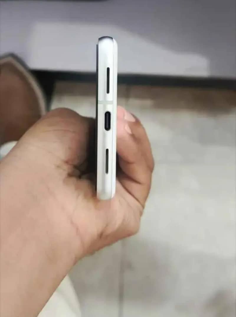 Google Pixel 7 3