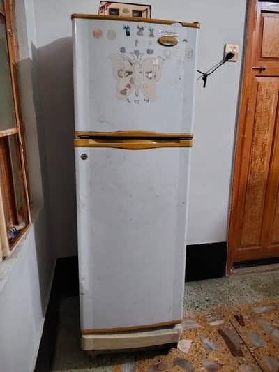 Dawlance Refrigator