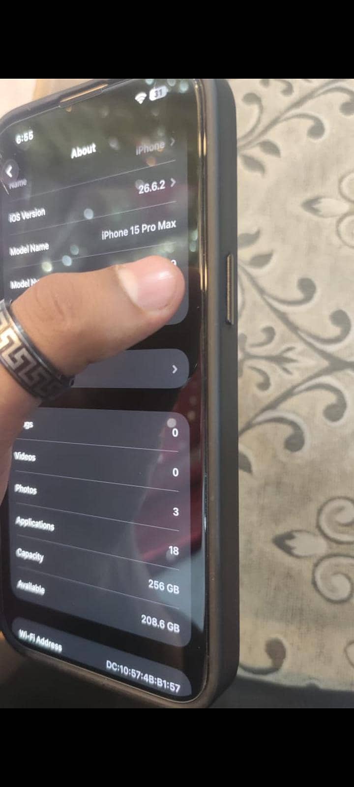 Apple iPhone 15 Pro Max 2