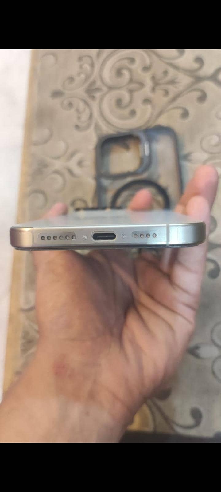 Apple iPhone 15 Pro Max 10