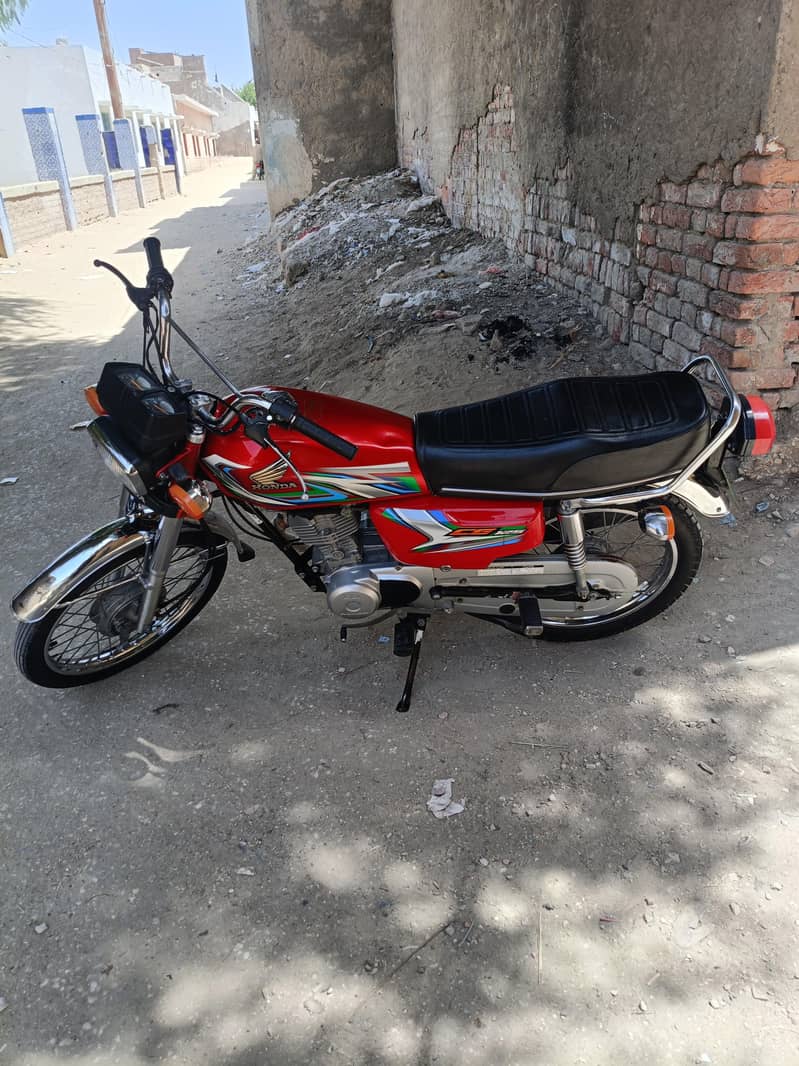 CG 125 3