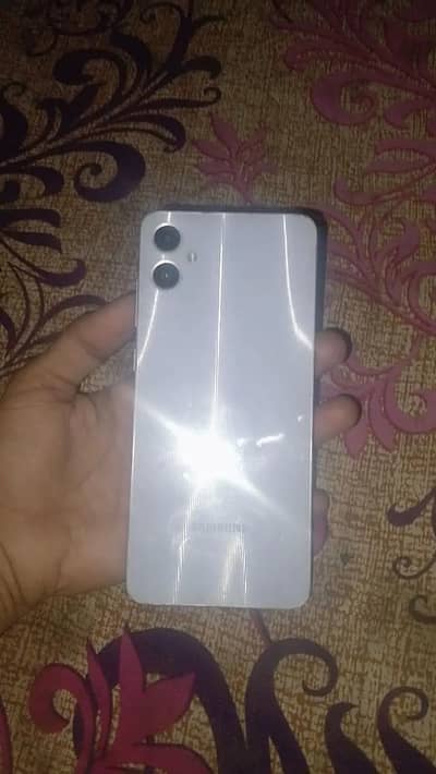 Samsung A04 hai mobile bilkul okay hai good condition