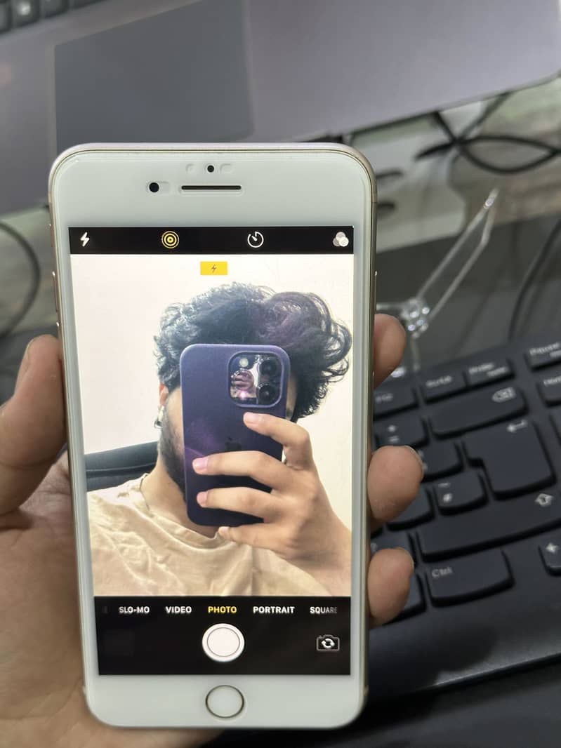 Apple iPhone 8 Plus 4