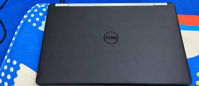 Dell Laptop latitude 25270