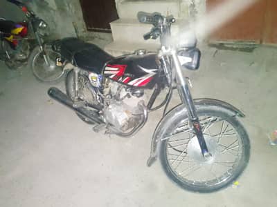 Honda 125 2010 model 03045046989