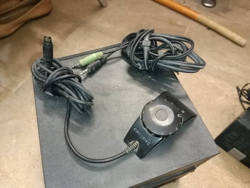 Creative Speakers 4