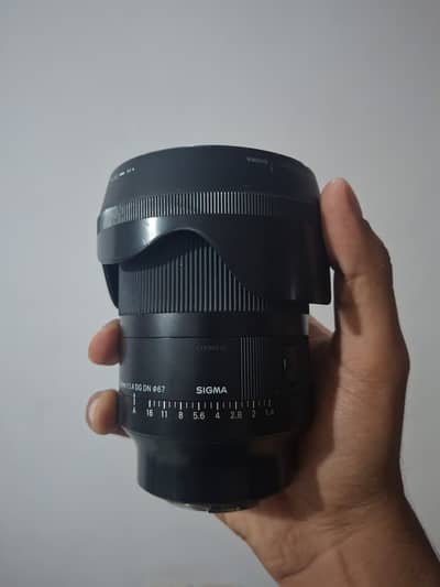 35mm 1.4 DGDN