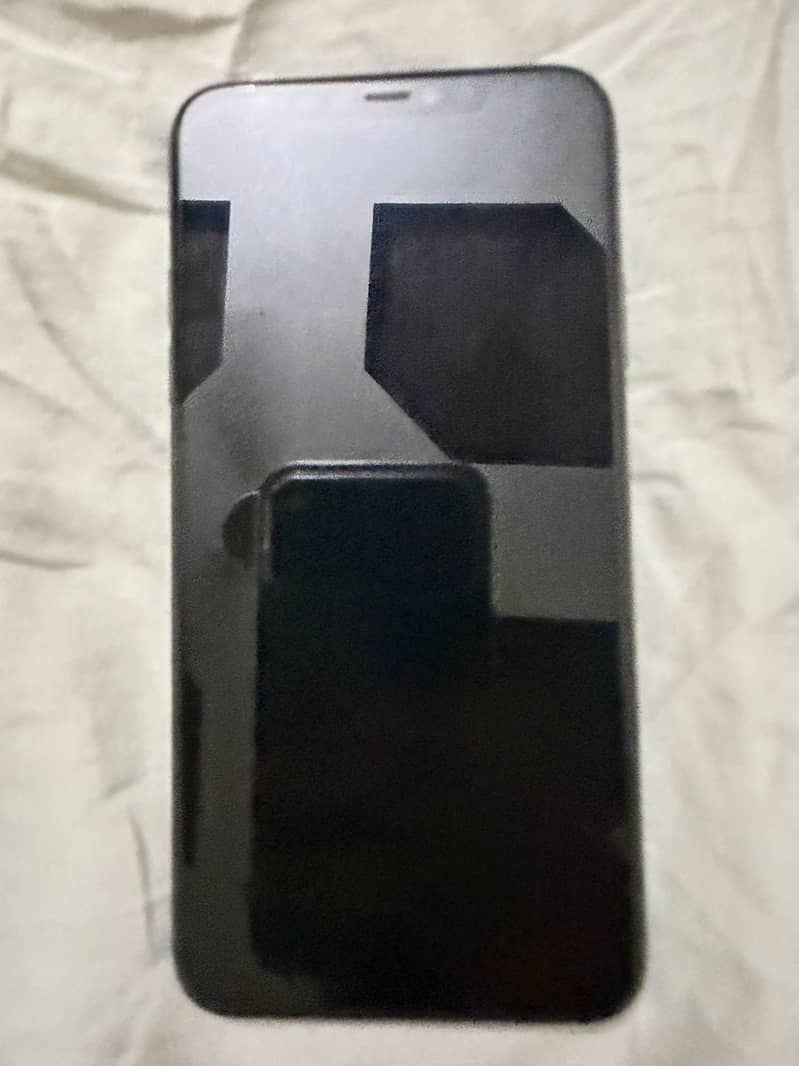 Apple iPhone 11 Pro Max 7