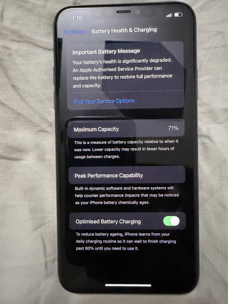Apple iPhone 11 Pro Max 8