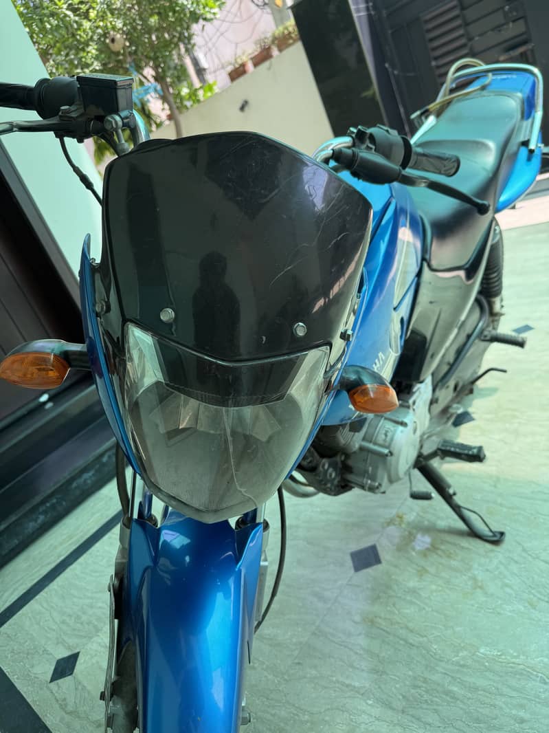 Ybr 125 10