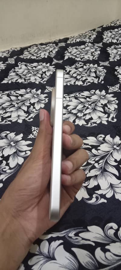 Realme GT 8 Pro (12GB/256GB) -Non-PTA (1 Sim Working)