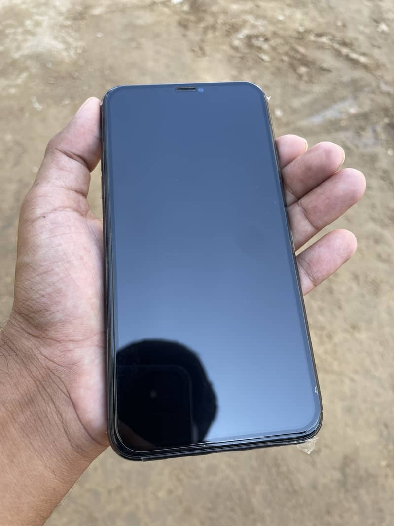 Apple iPhone 11 Pro Max 5