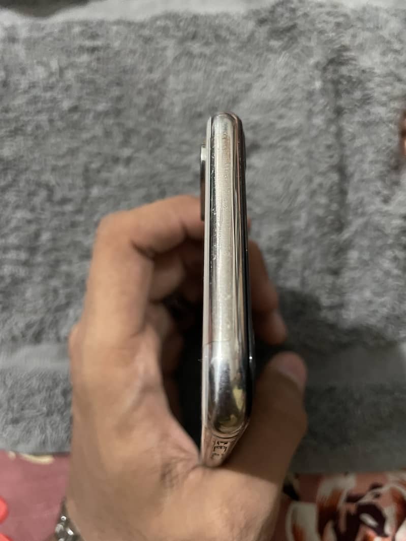 Apple iPhone X 1