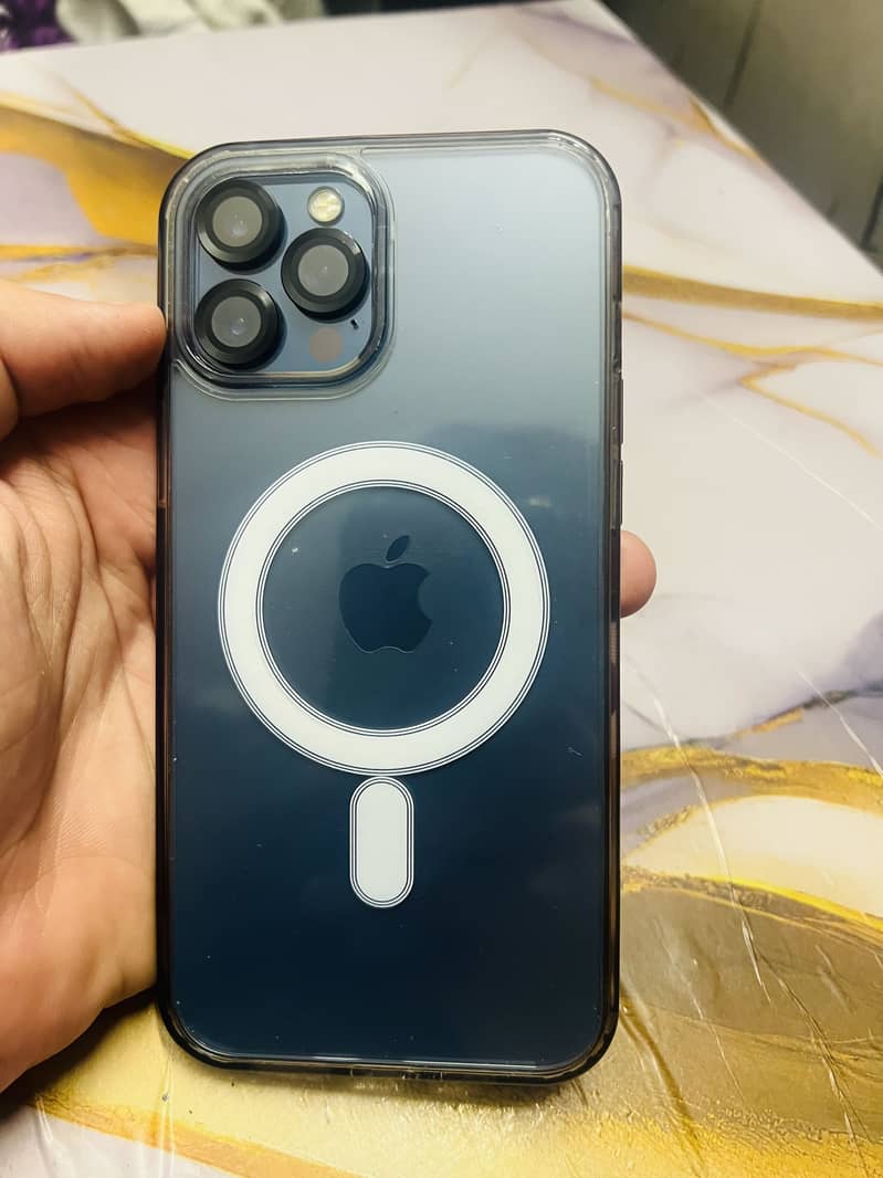 Apple iPhone 12 Pro Max 4