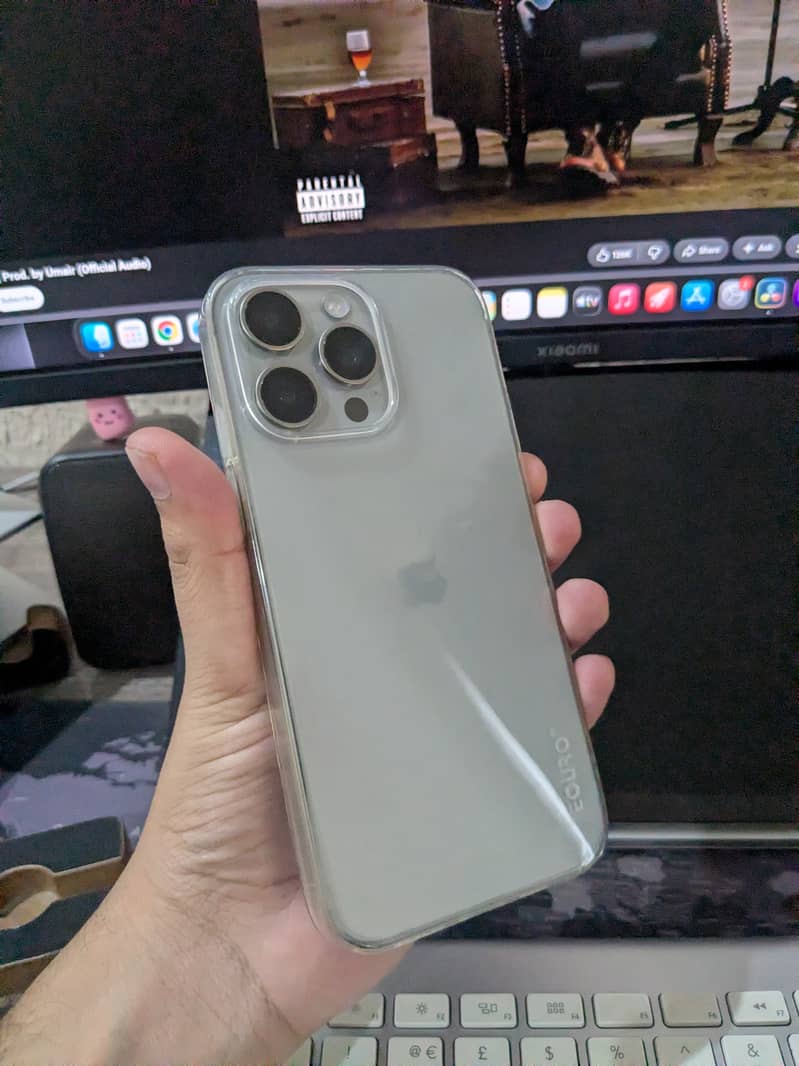 Apple iPhone 15 Pro Max 5