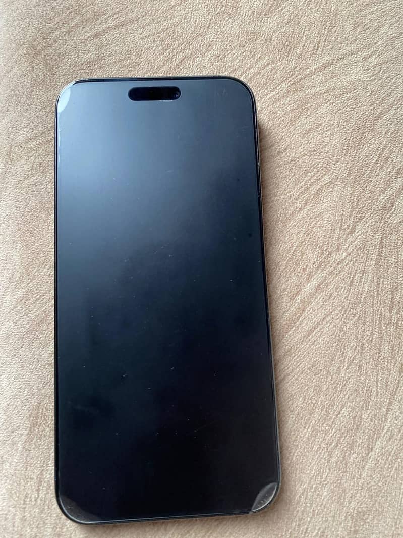 Apple iPhone 15 Pro Max 6