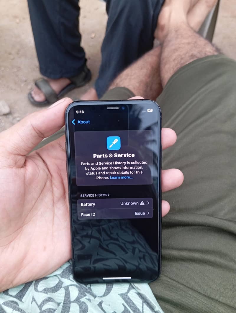 Apple iPhone XS 3