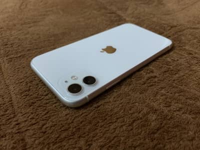 BRAND NEW CONDITION iPhone 11 128gb White Dual Sim Approve