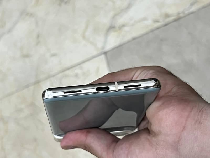 Google Pixel 7 Pro 4