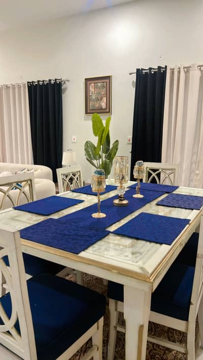Dining table with 6 chairs