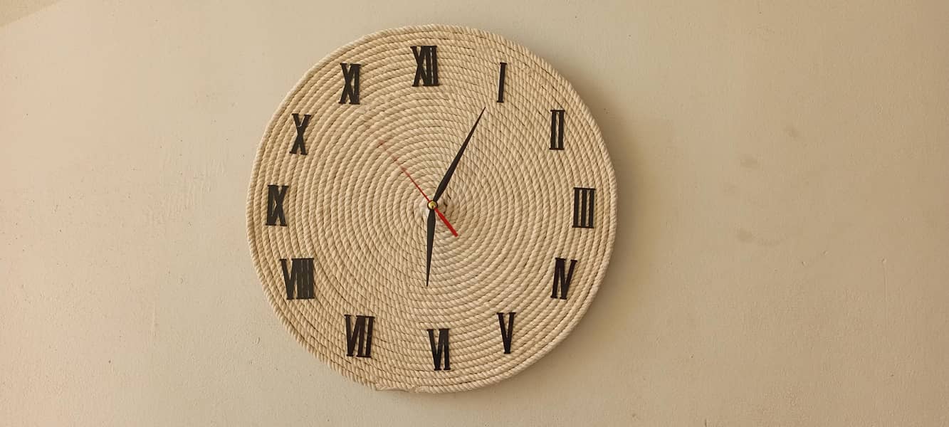 handmade wall clock 0