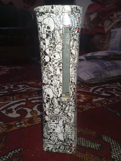 xbox 360 500 gb with 2 controllers qnd 36 games